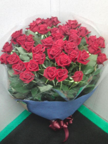 高品質の赤バラ40本の花束 HA-30のイメージ